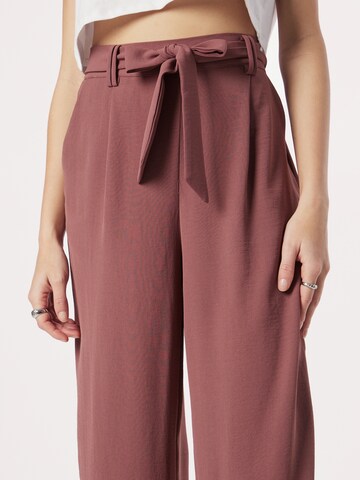 ABOUT YOU Wide leg Pleat-Front Pants 'Liane' in Pink