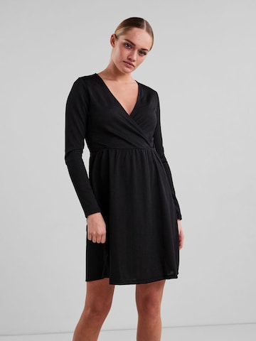 Robe PIECES en noir : devant