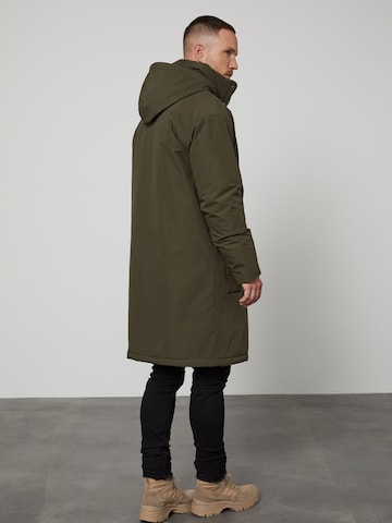 DAN FOX APPAREL Winterjas 'Mailo' in Groen