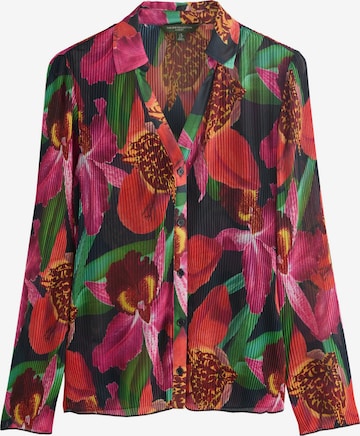 Next Pusero värissä sininen: etupuoli