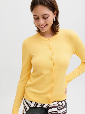 JJXX Knit cardigan 'JXOphelia' in Yellow: front