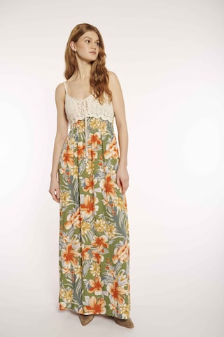 Hailys Dress in Green: front