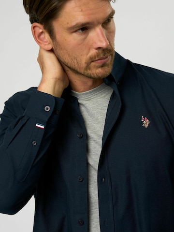 U.S. POLO ASSN. Regular Fit Paita 'Jens' värissä vihreä