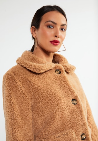 faina Wintermantel in Beige