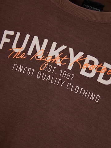 Funky Buddha Sweatshirt in Brown