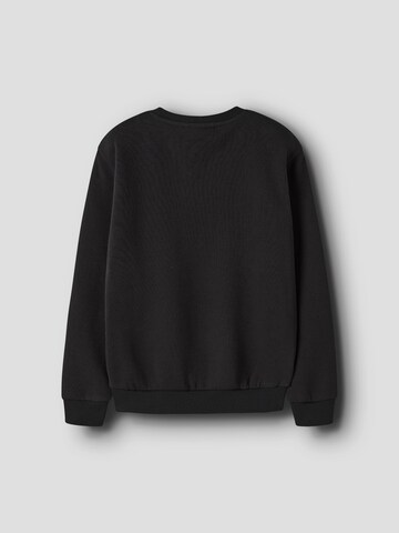 NAME IT - Sudadera en negro