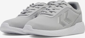 Hummel Sneaker in Grau