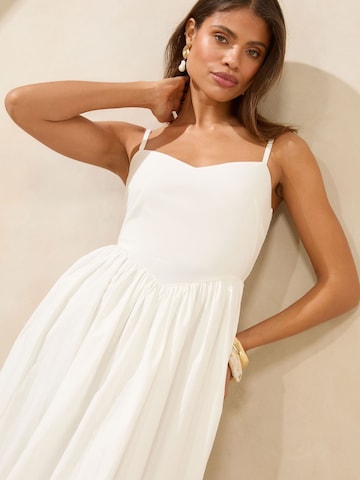 Abito di Lipsy in bianco