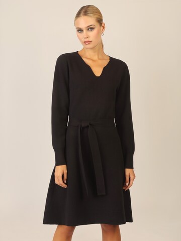 APART Knitted dress in Black: front