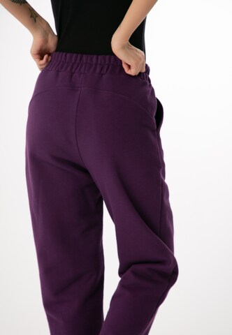 Effilé Pantalon ET Nos en violet