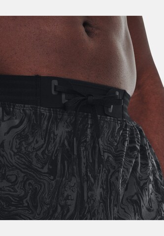 UNDER ARMOUR Regular Sporthose 'Reign' in Schwarz