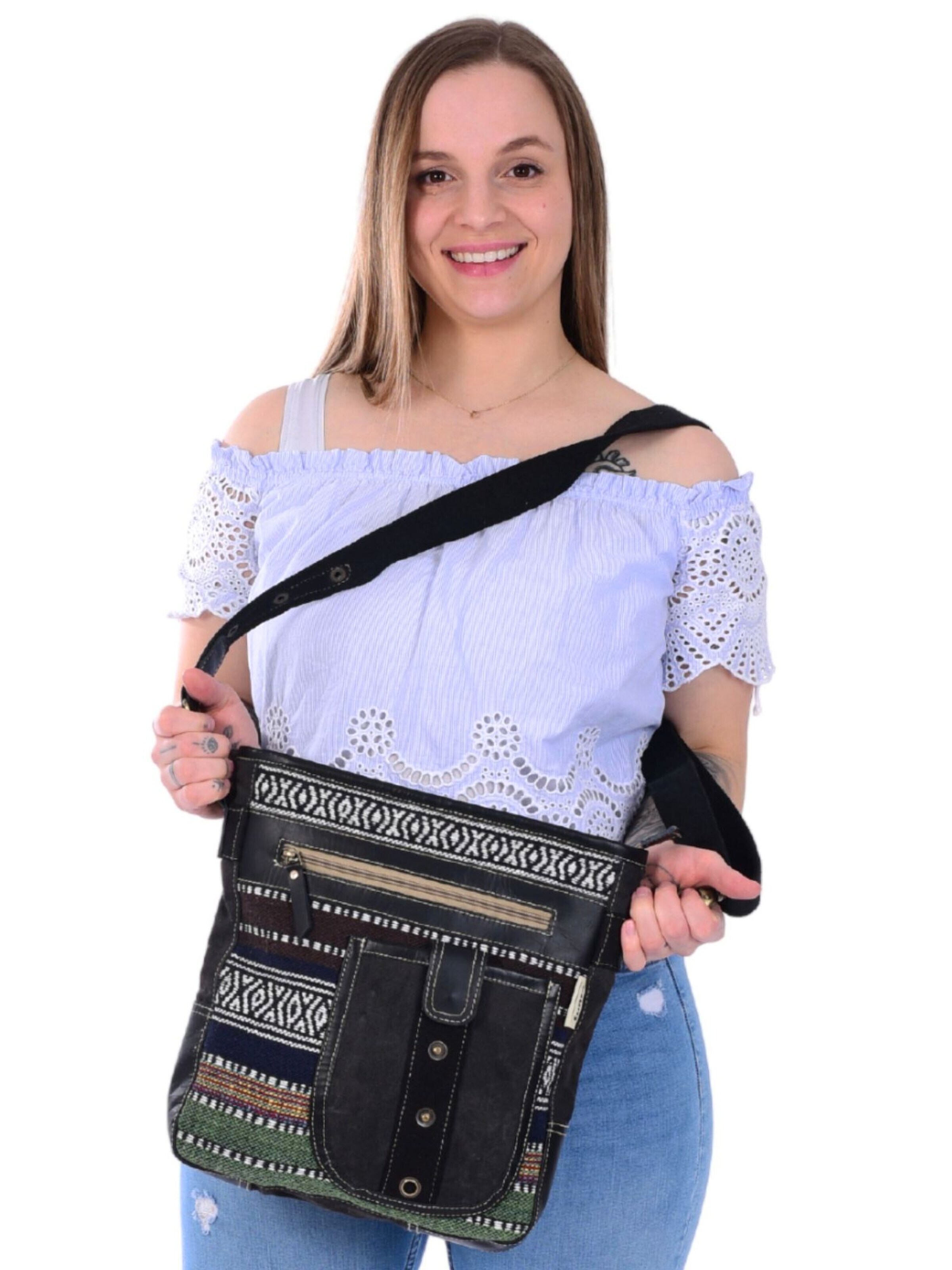 Sunsa Umhängetasche 'Sunsa'‌‌‌‌‌‌‌‌‌‌ in Schwarz