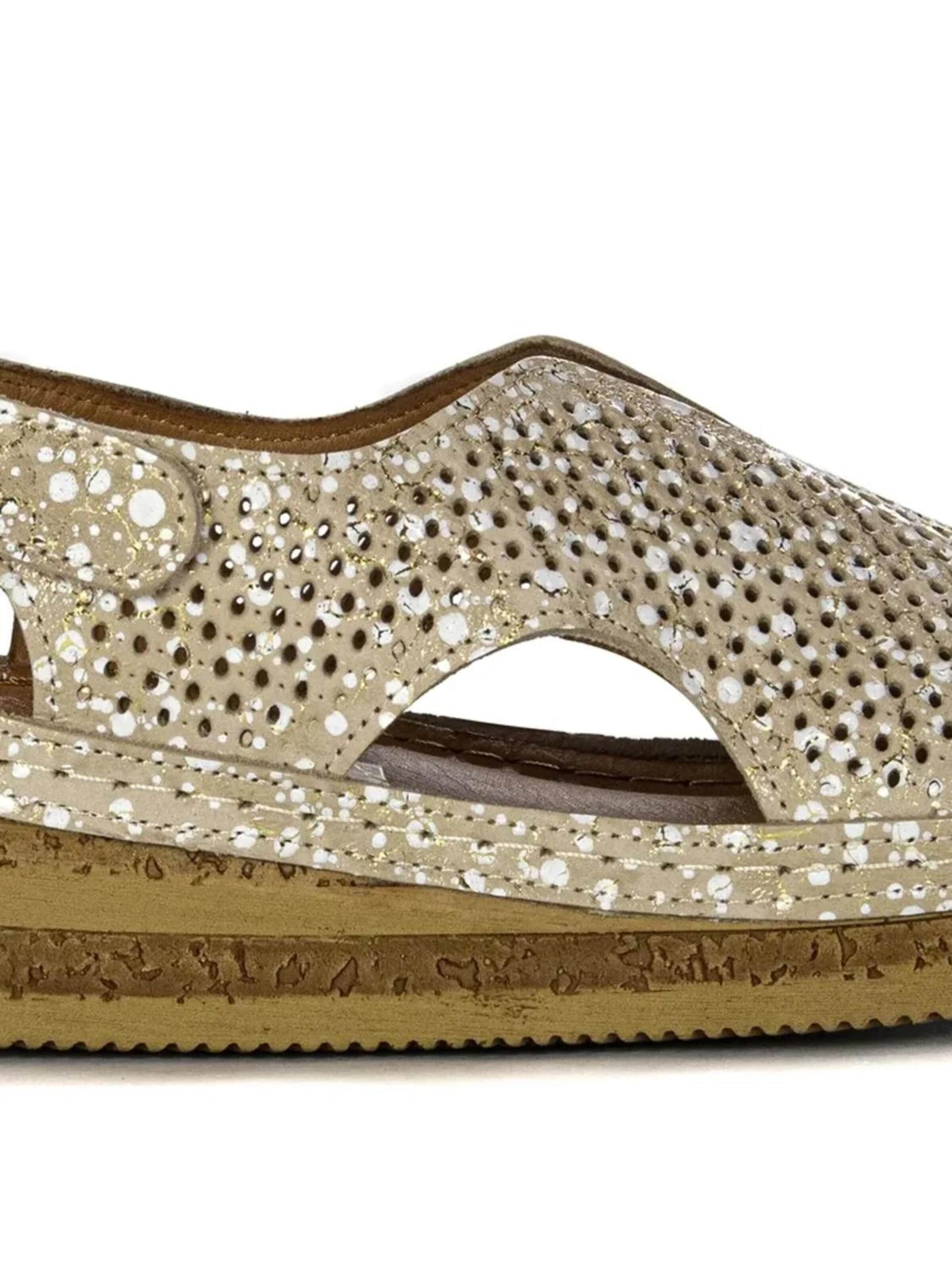 Maciejka Sandal 'L4494-25/00-1' in Gold