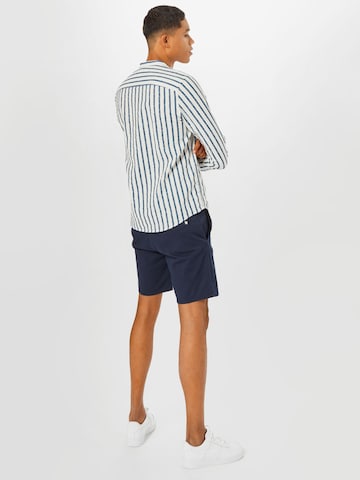 minimum Regular Shorts 'Django' in Blau