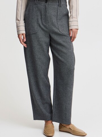 Loosefit Pantalon 'Etona' b.young en gris