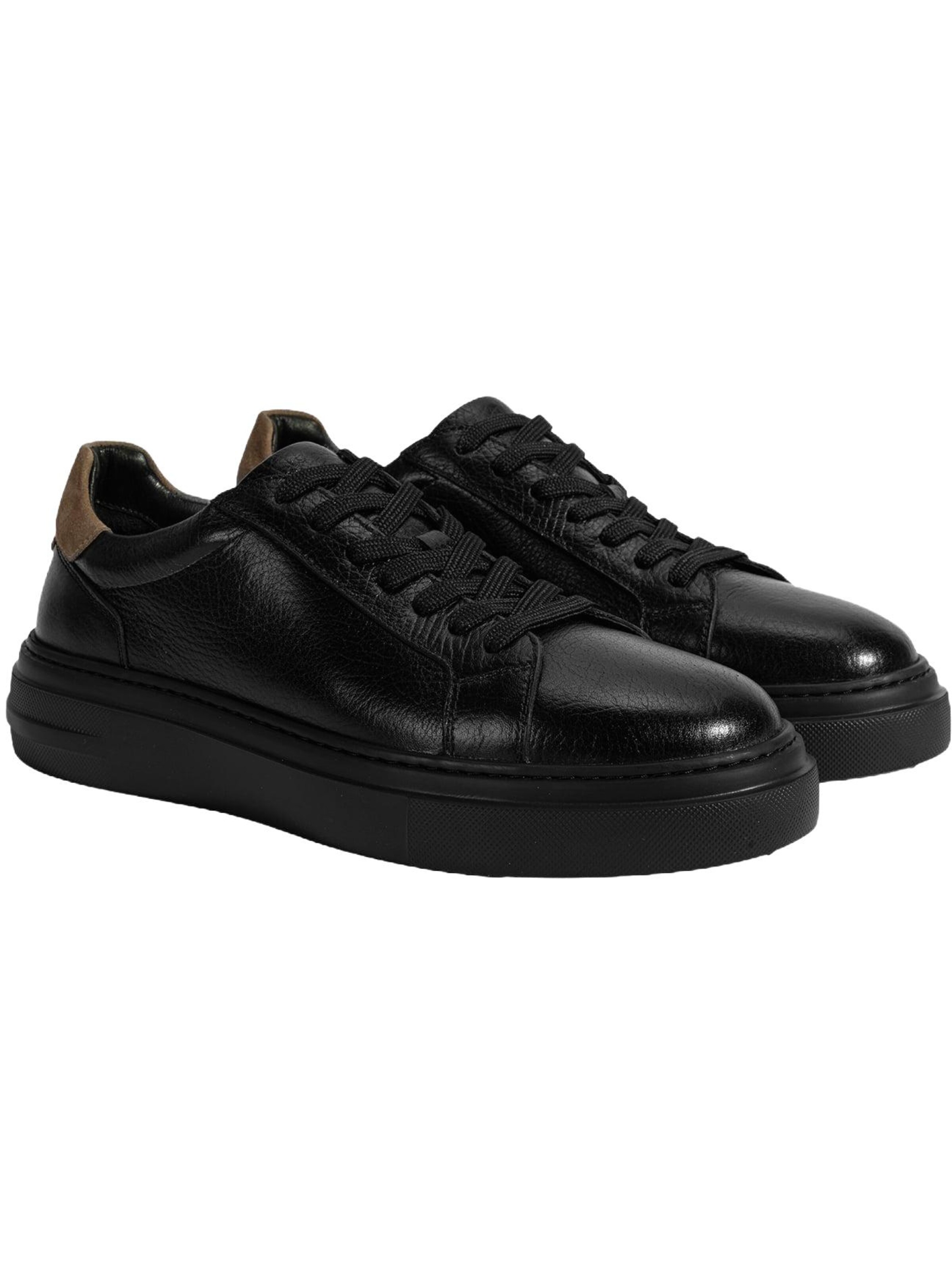 Desa Platform trainers in Black