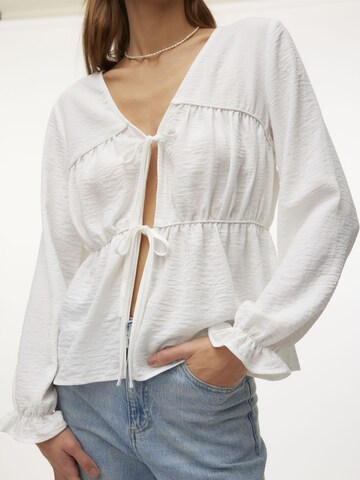 VERO MODA Blouse 'ANNA' in Wit
