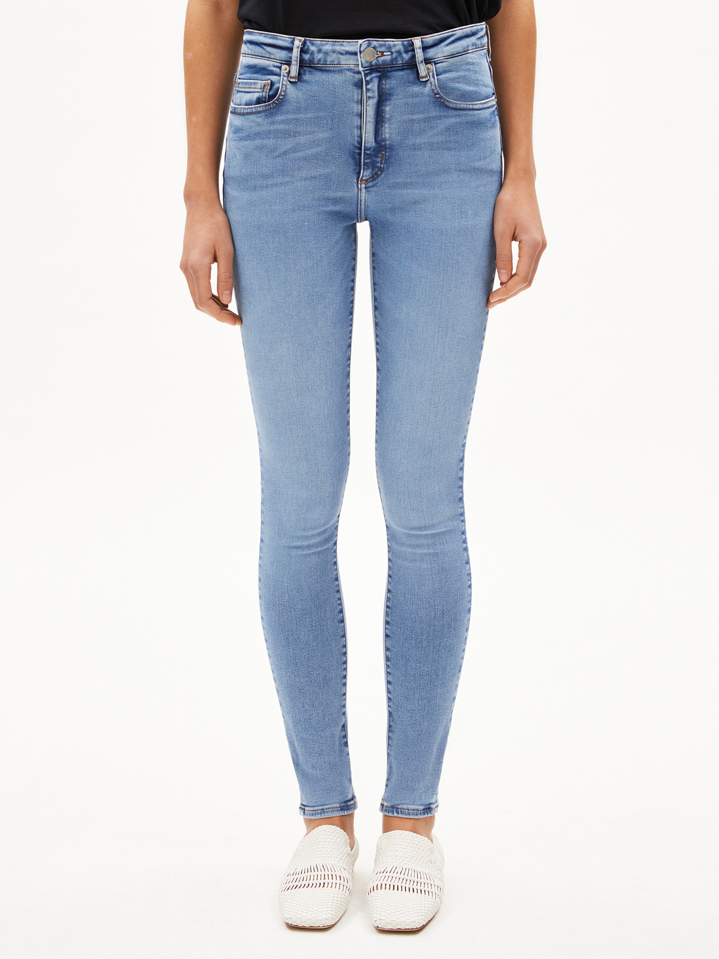 ARMEDANGELS Skinny Jeans 'TILLAA' in Blue: front