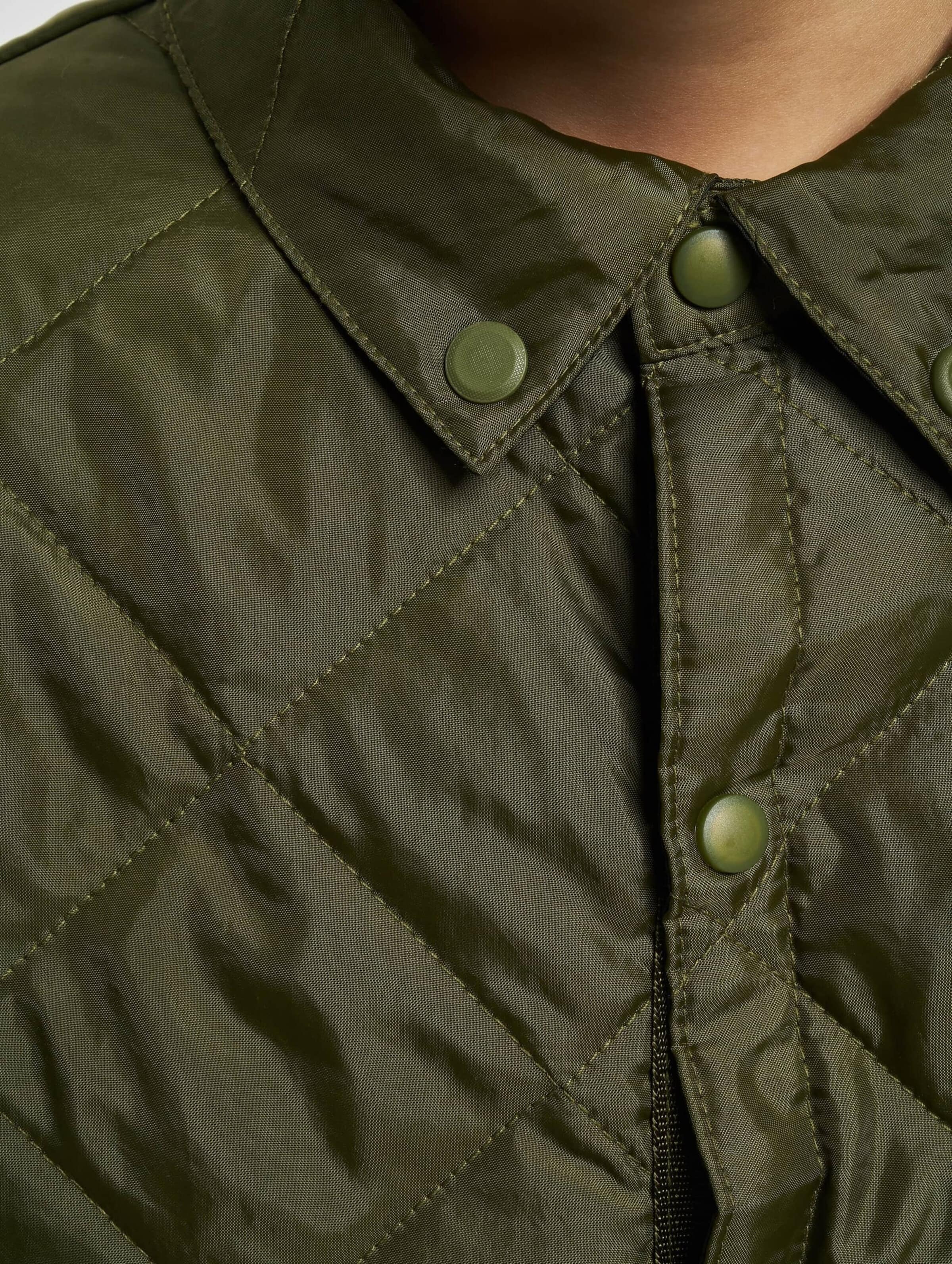 Nike Sportswear Jacke in Grün