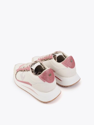 Lola Casademunt Низкие кроссовки в Белый