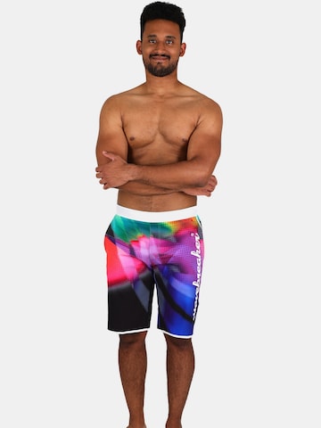 wavebreaker Badeshorts in Mischfarben