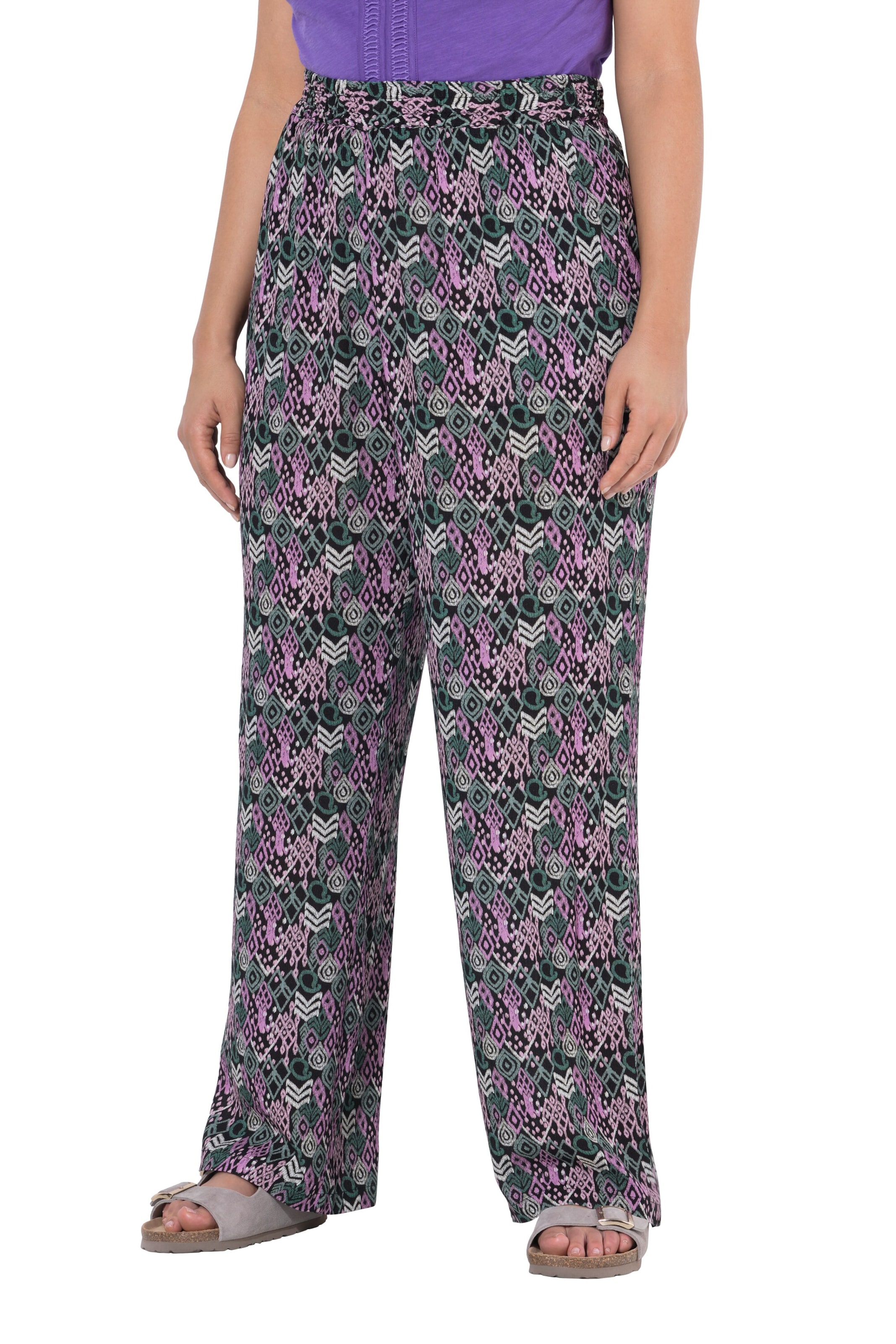 Ulla Popken Loose fit Trousers in Black: front
