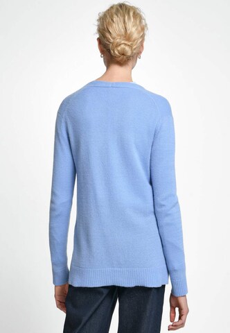 Cardigan include en bleu