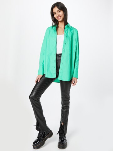 Moves - Blusa 'Elanu' en verde