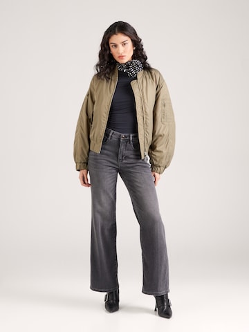 Abercrombie & Fitch Футболка в Черный