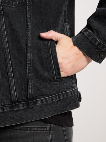 CROSS JEANS Jacke 'A 315' in Schwarz