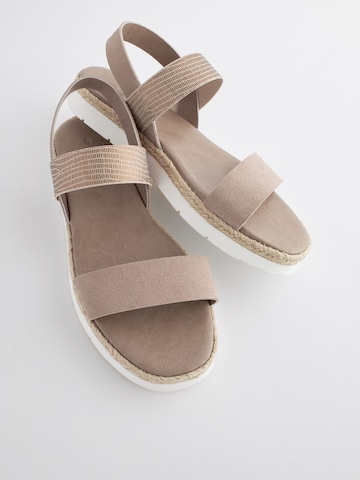 Next Sandaler i beige