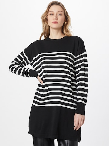 Pull-over Trendyol en noir : devant