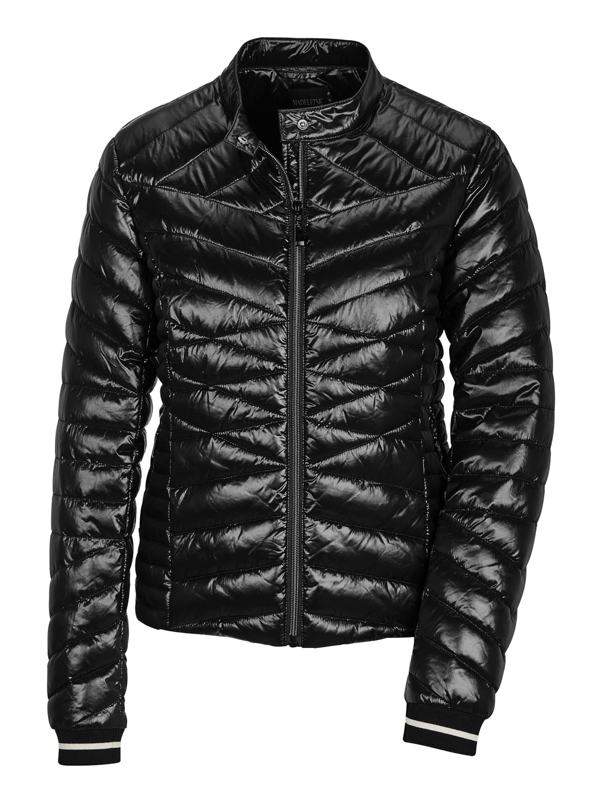 MADELEINE Tussenjas in Zwart: voorkant