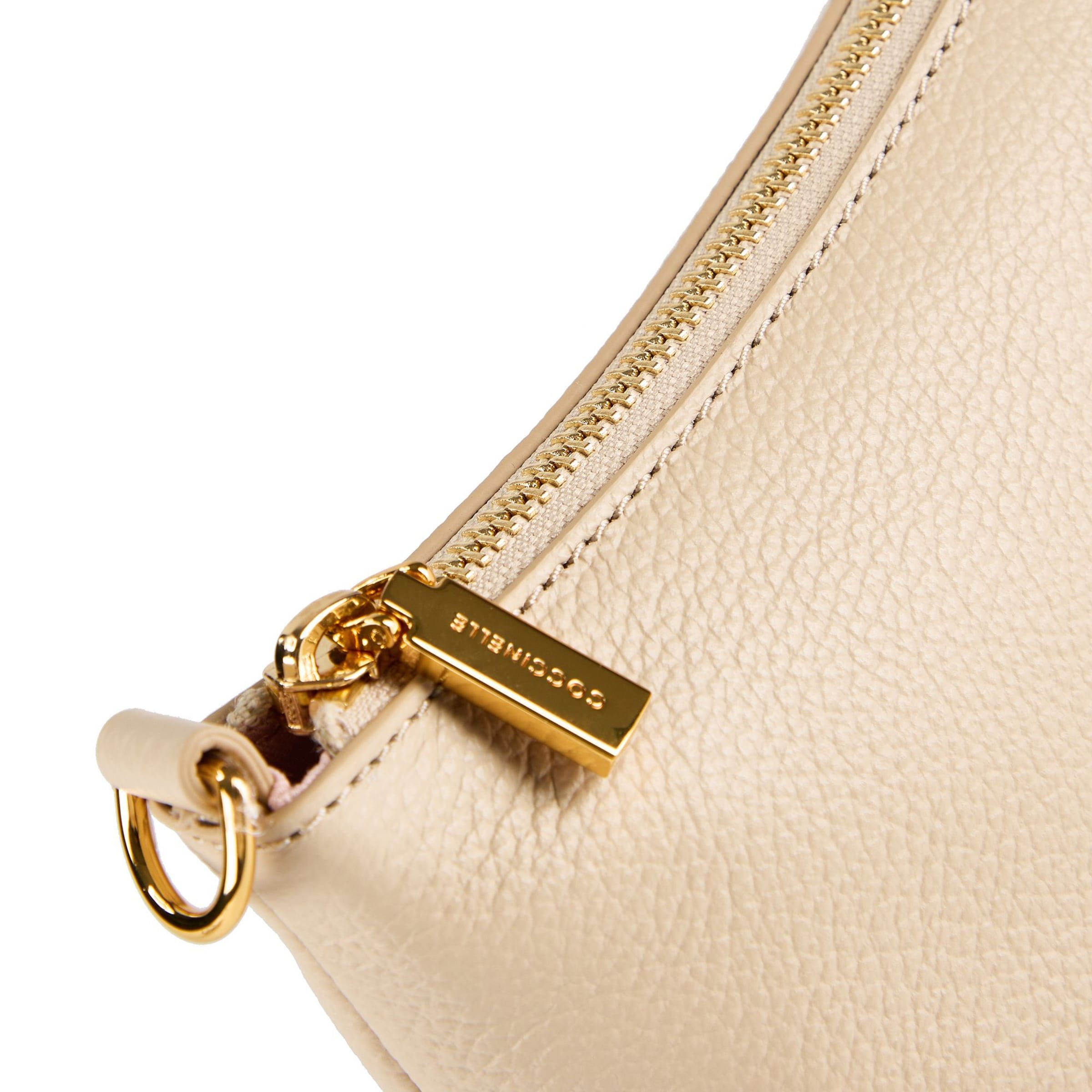 Borsa a spalla 'Aura' di Coccinelle in beige