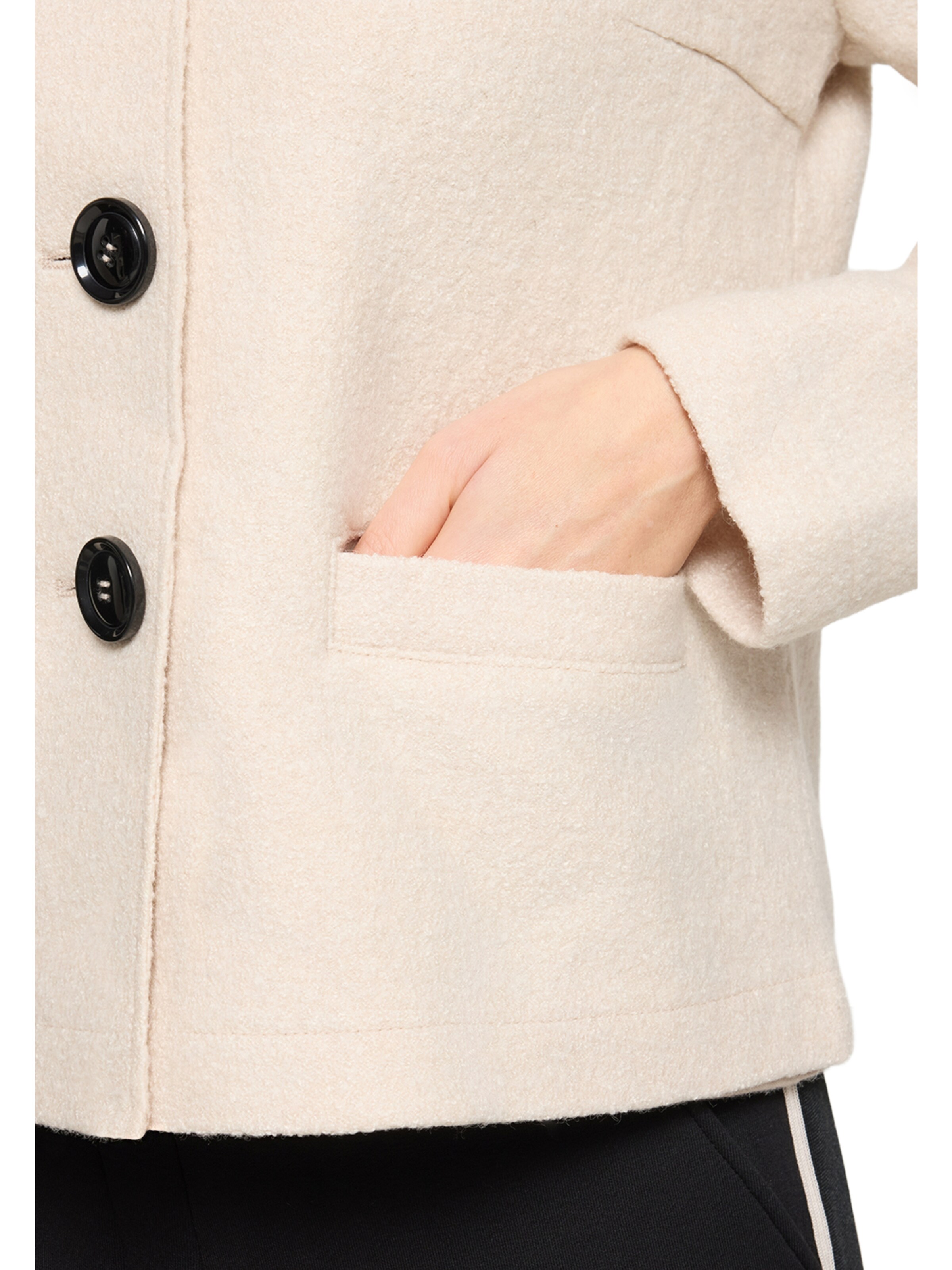 Betty Barclay Blazer in Beige