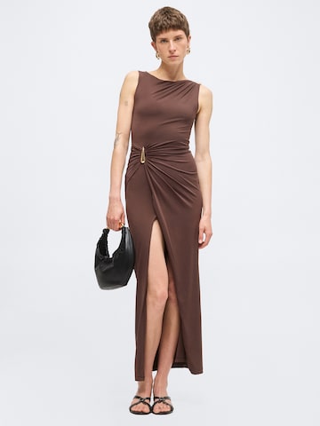 Bardot - Vestido de noche 'REED' en marrón