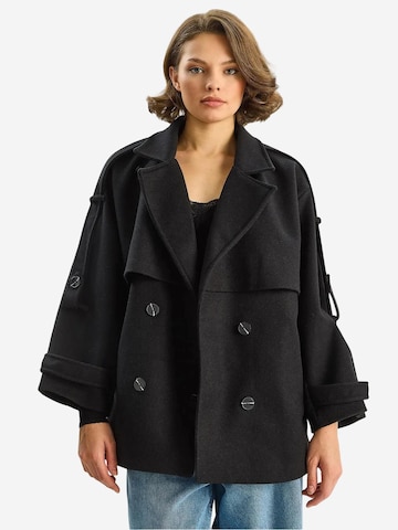 Bianco Lucci Between-Seasons Coat in Black