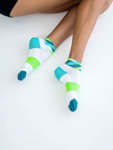 INCYLENCE Athletic Socks 'LOOPS SHORT' in Green