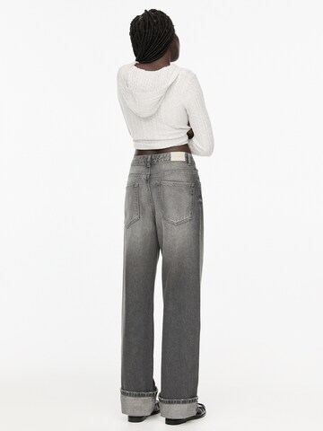 Pull&Bear Regular Jeans in Grey