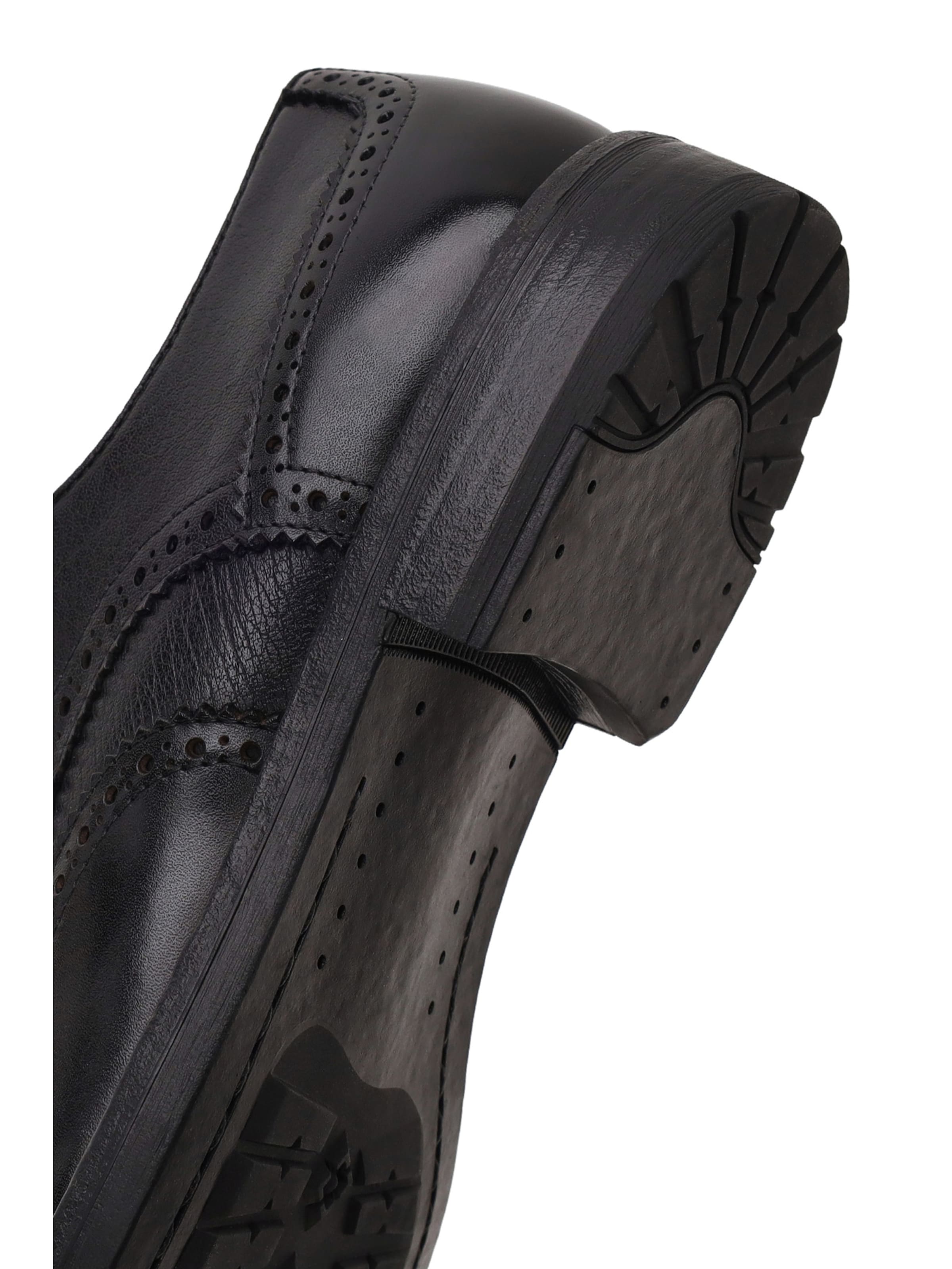 Scarpa stringata di Derimod in nero