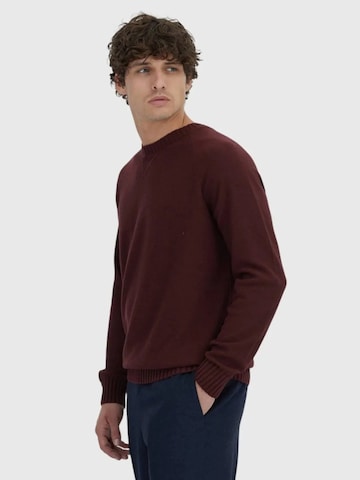 Ramsey Knit Cardigan in Red
