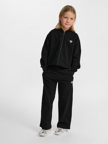 Hummel Loose fit Trousers in Black
