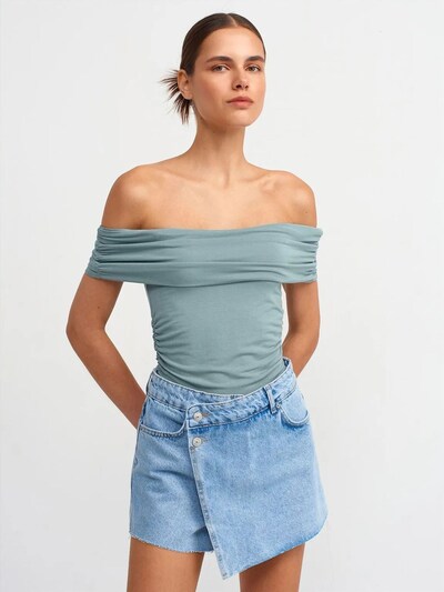 Dilvin Blusa em L em menta, Vista do artigo