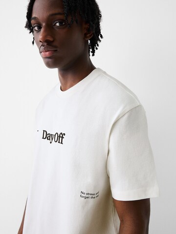 T-Shirt Bershka en blanc