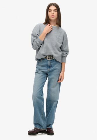 Sweat-shirt 'Essential' Superdry en gris