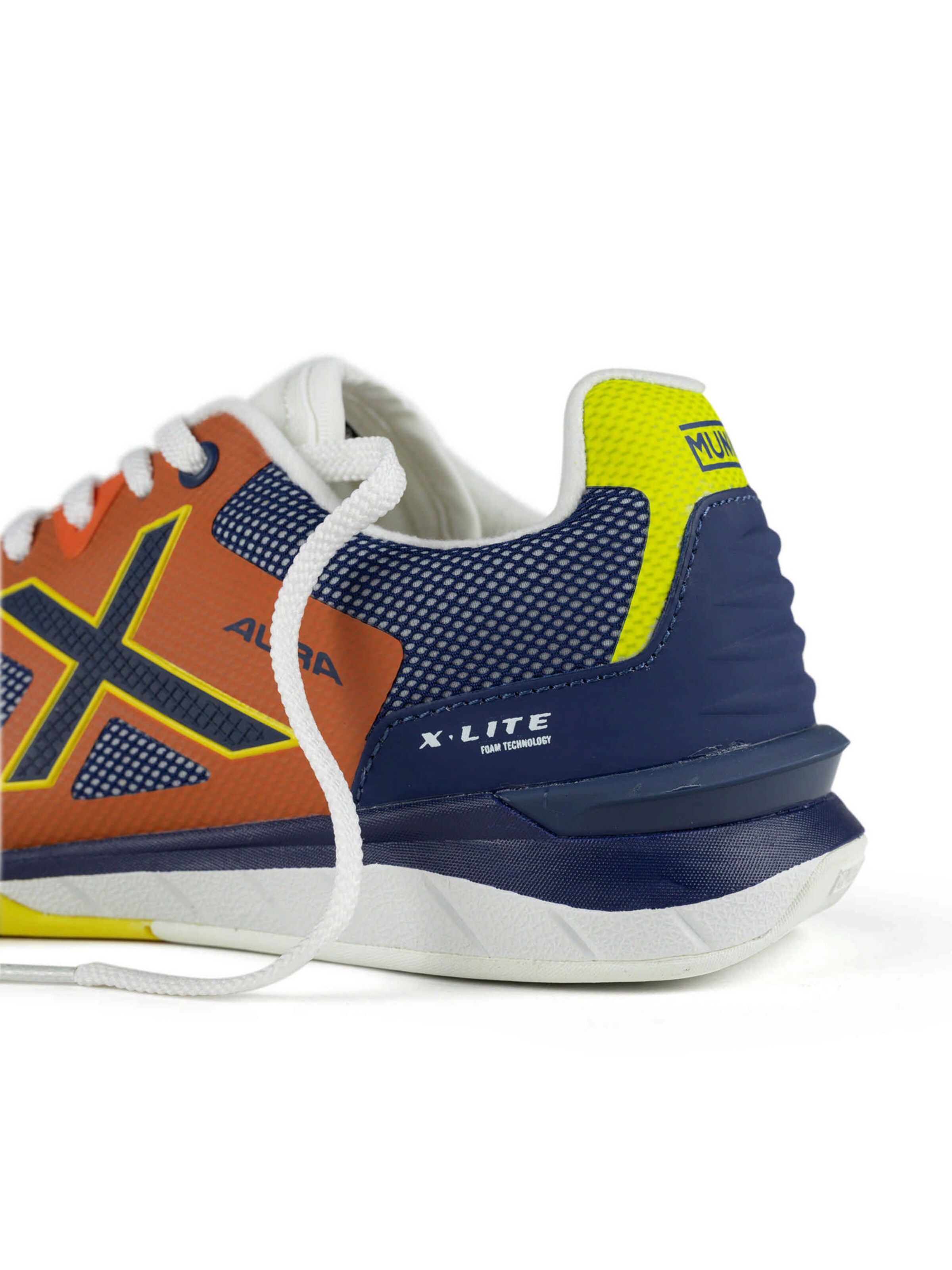 MUNICH Sneakersy niskie 'Aura' w kolorze szary