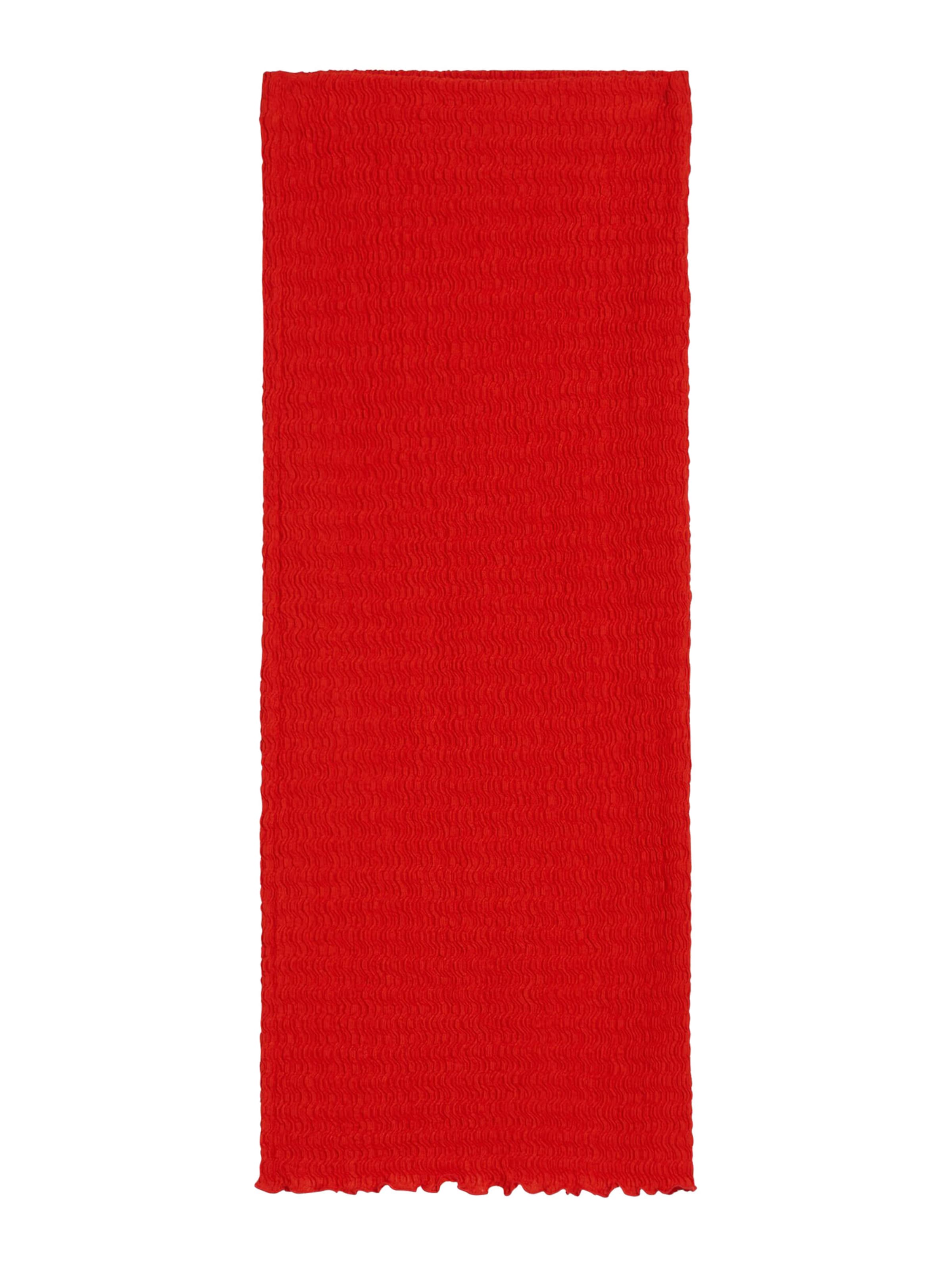 Gonna di Bershka in rosso: frontale