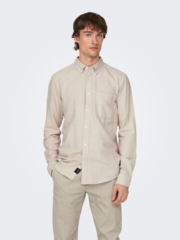 Slim fit Camicia 'Onsgudmund' di Only & Sons in grigio