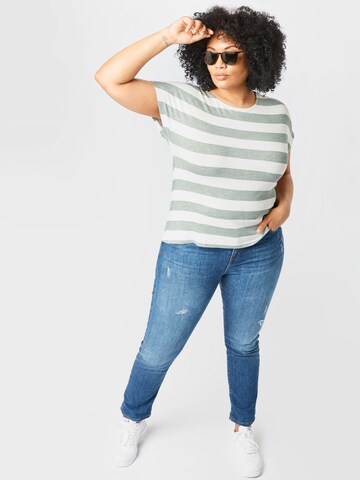 Tricou 'Lamya' de la ABOUT YOU Curvy pe verde