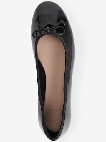 Next Ballet Flats in Black